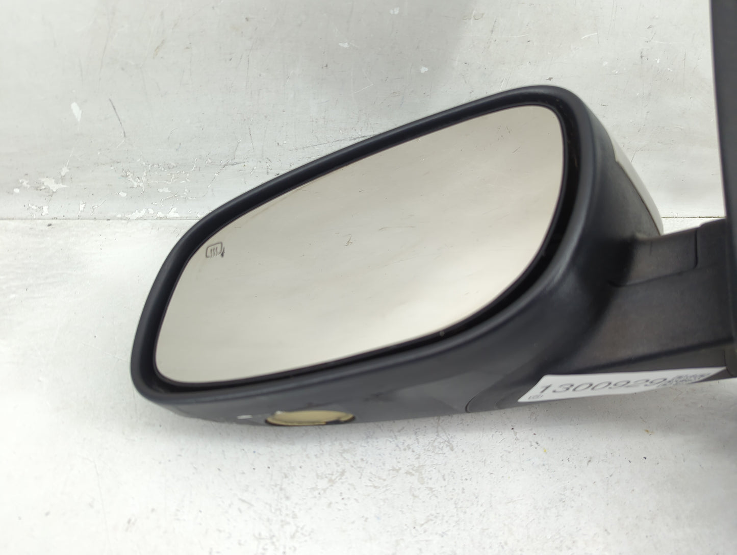 2010-2019 Ford Taurus Driver Side View Mirror - Left Door Mirror OEM Used - Oemusedautoparts1.com
