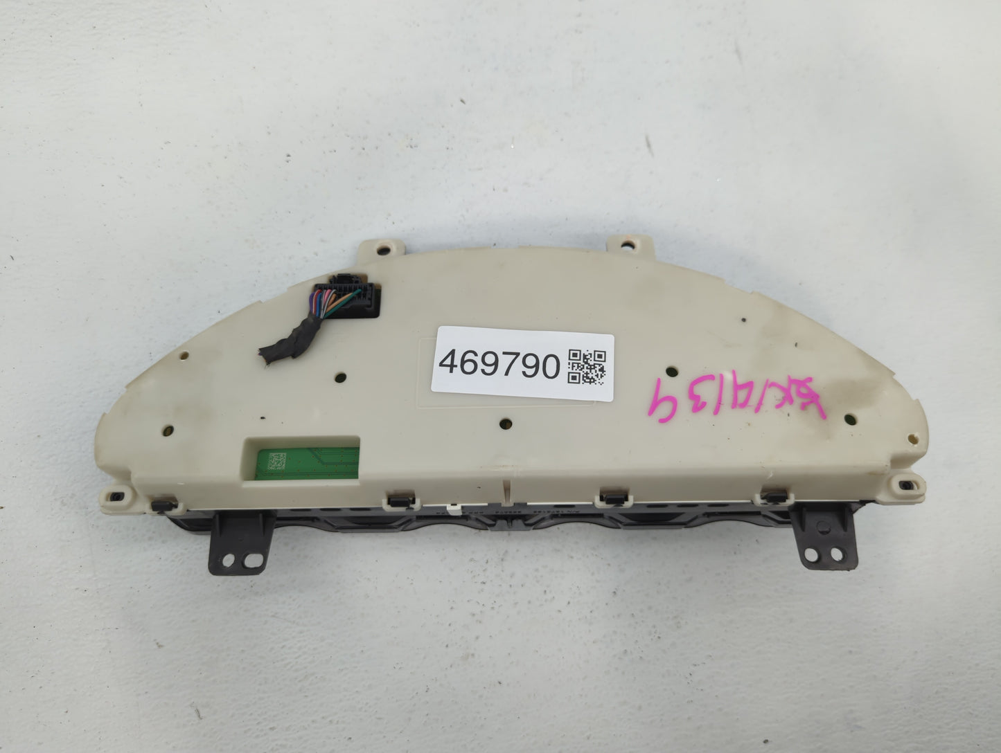 2011-2012 Gmc Acadia Instrument Cluster Speedometer Gauges P/N:22763016 Fits Fits 2011 2012 OEM Used Auto Parts - Oemusedaut