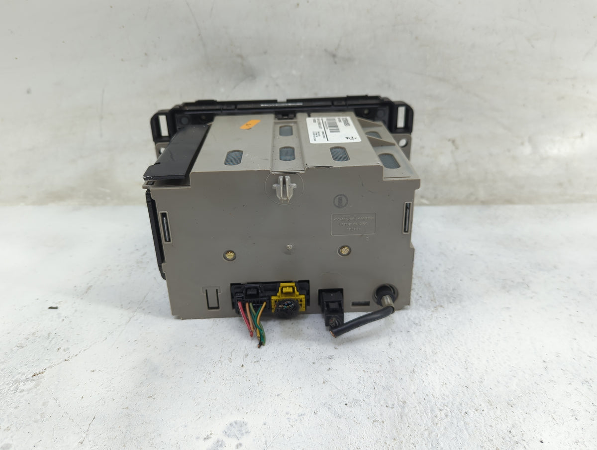 2010-2013 Gmc Sierra 1500 Radio AM FM Cd Player Receiver Replacement P/N:20934593 28256335 Fits OEM Used Auto Parts - Oemuse