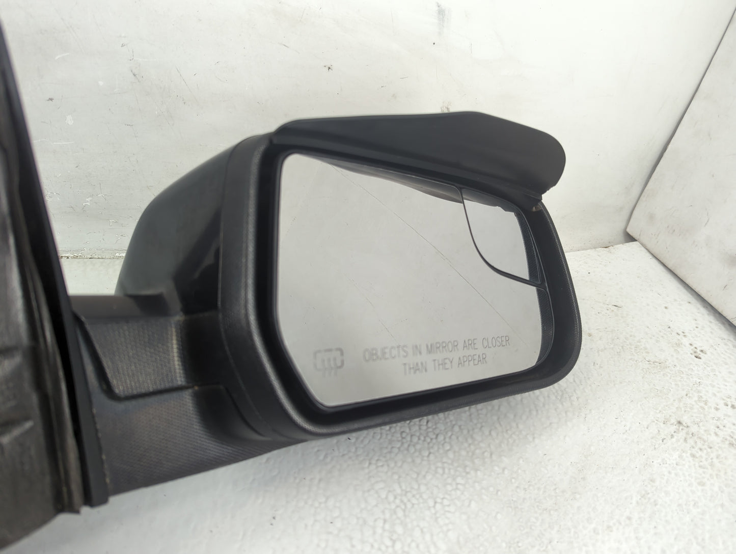 2011-2014 Gmc Terrain Passenger Side View Mirror - Right Door Mirror OEM Used - Oemusedautoparts1.com