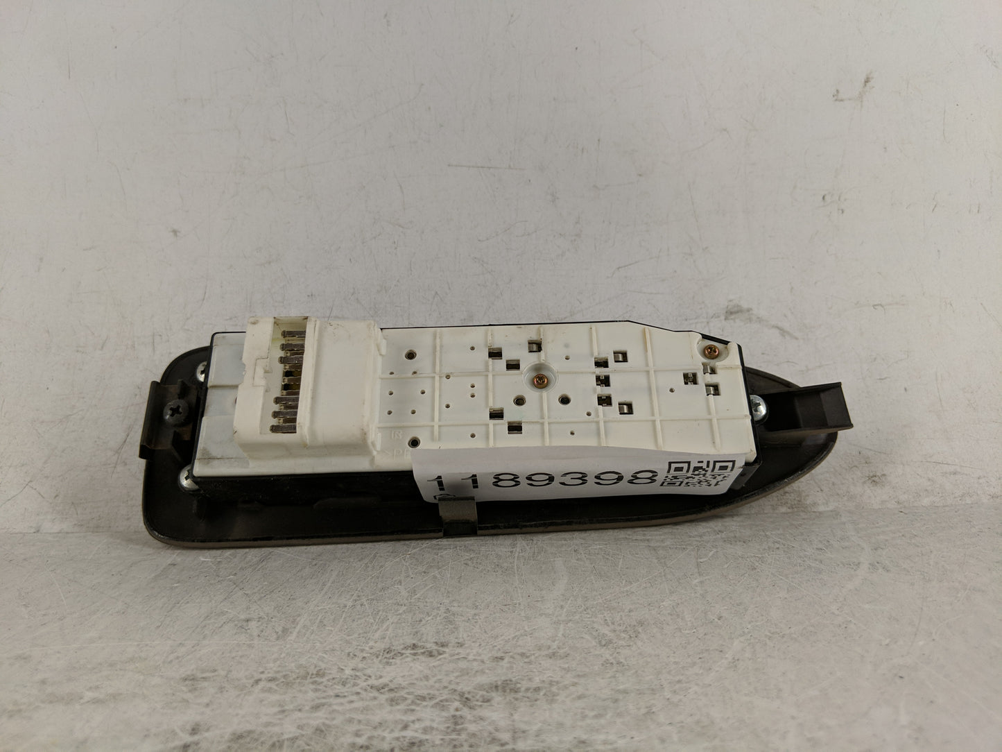 2010-2017 Gmc Terrain Master Power Window Switch Replacement Driver Side Left P/N:74232-AA030 Fits OEM Used Auto Parts - Oem