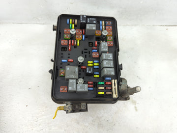 2012 Gmc Terrain Fusebox Fuse Box Panel Relay Module P/N:13500128 13500127, 13500114, 13306941 Fits OEM Used Auto Parts