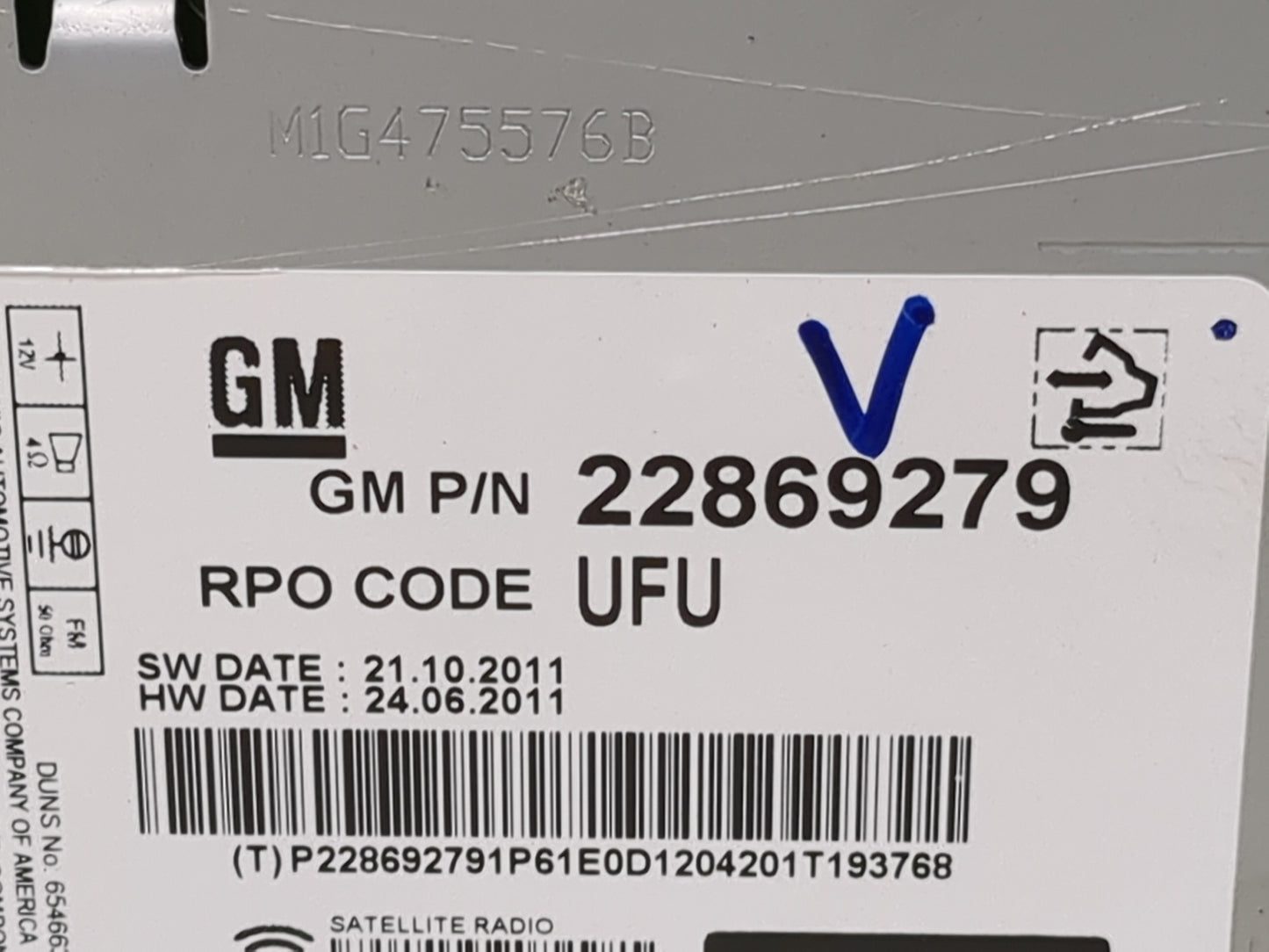 2012 Gmc Terrain Radio AM FM Cd Player Receiver Replacement P/N:22869279 M1G475576B Fits OEM Used Auto Parts - Oemusedautopa
