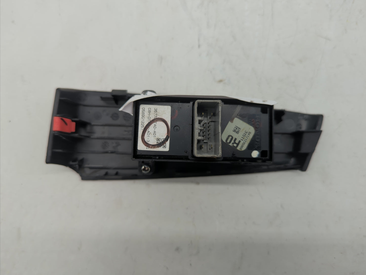 2008-2012 Honda Accord Passeneger Right Power Window Switch - Oemusedautoparts1.com