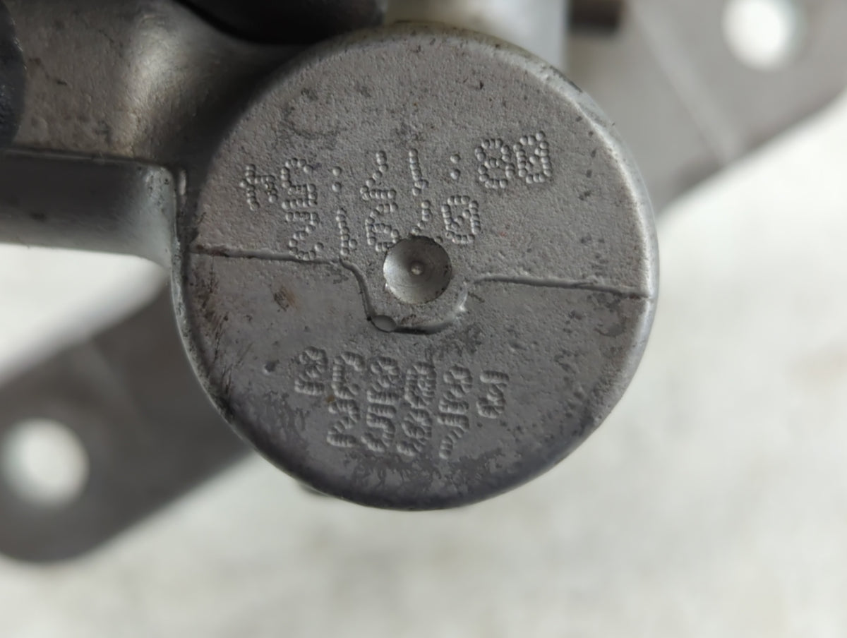 2012-2015 Honda Civic Brake Master Cylinder 608882 - Oemusedautoparts1.com