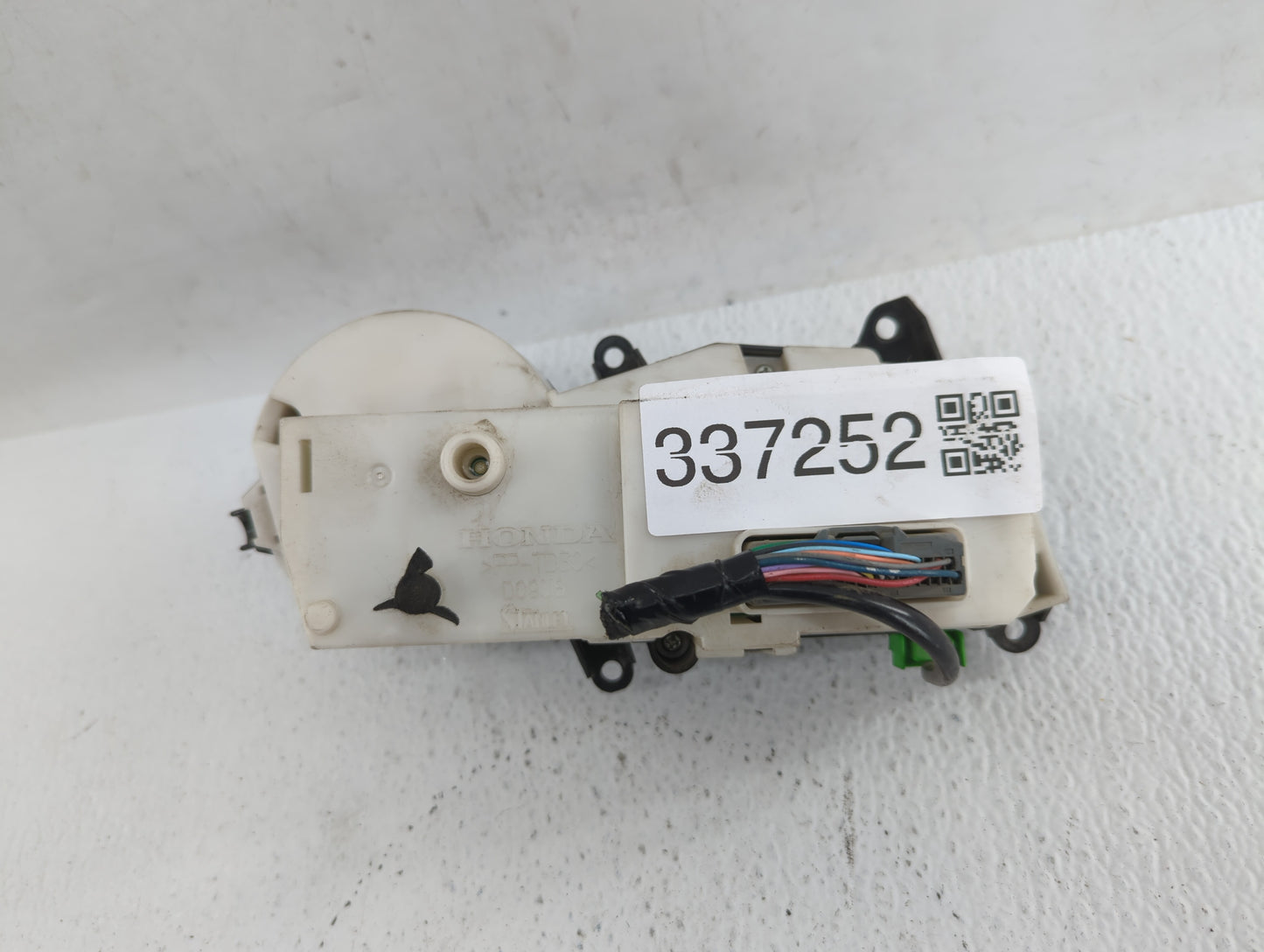 2012-2014 Honda Insight Climate Control Module Temperature AC/Heater Replacement Fits Fits 2012 2013 2014 OEM Used Auto Part