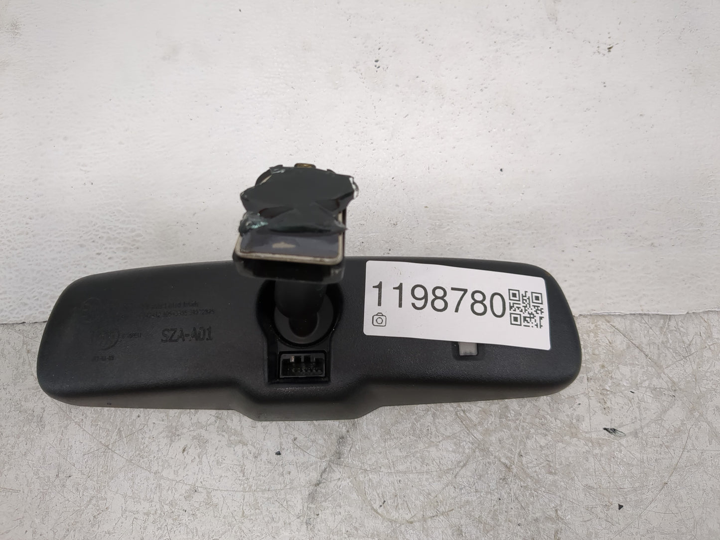 2011-2012 Honda Odyssey Interior Rear View Mirror Replacement OEM P/N:E11026001 Fits Fits 2009 2010 2011 2012 2013 2014 OEM