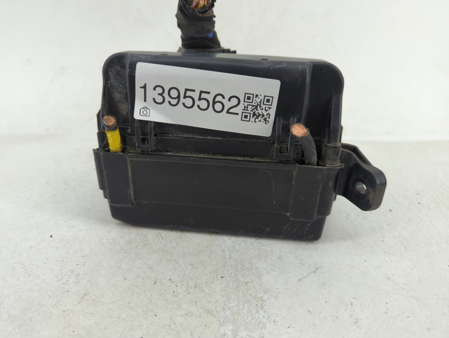 2012-2013 Hyundai Accent Fusebox Fuse Box Panel Relay Module P/N:91221-1R732 Fits Fits 2012 2013 OEM Used Auto Parts - Oemus