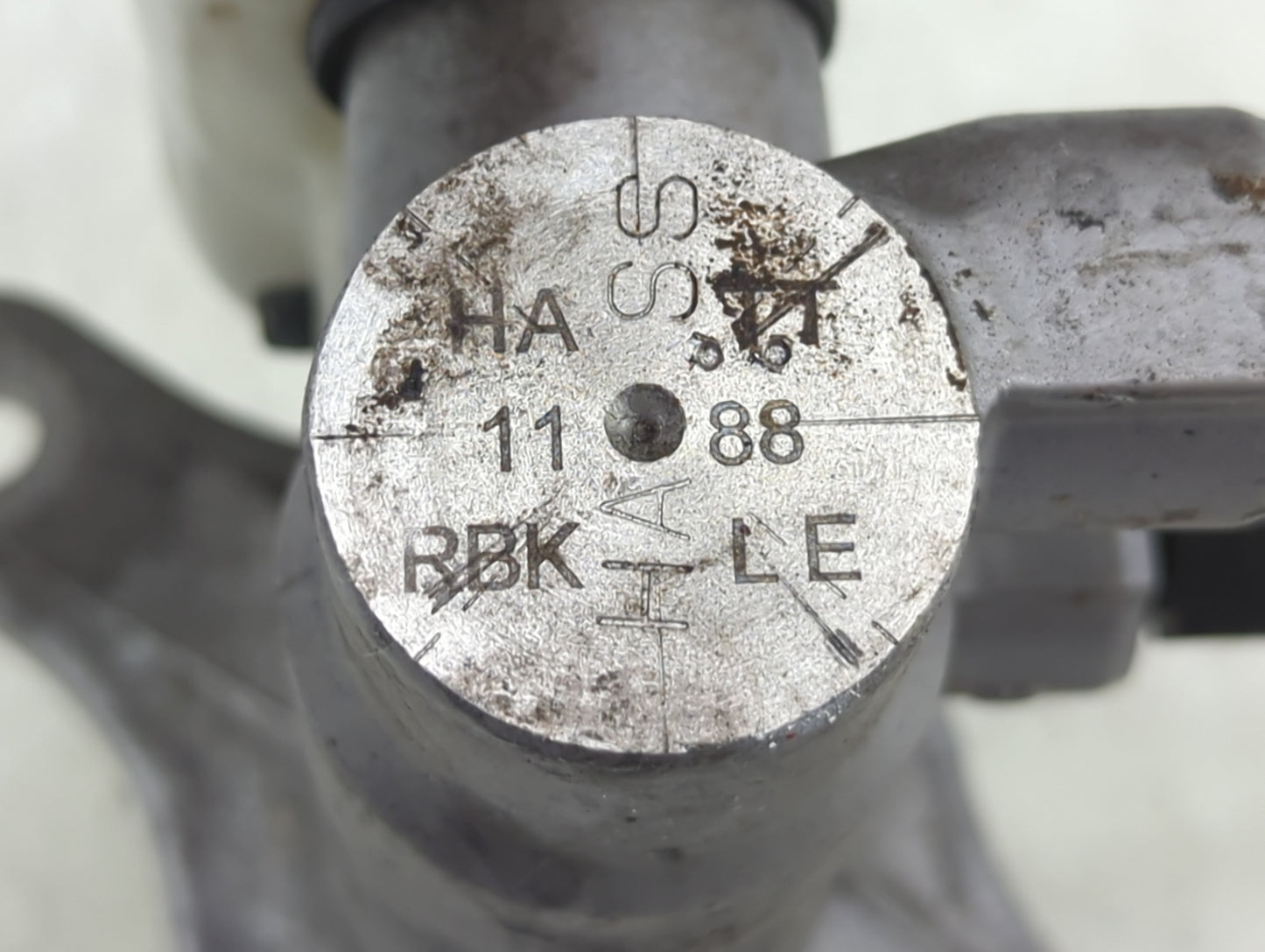 2012-2017 Hyundai Accent Brake Master Cylinder 1490518 - Oemusedautoparts1.com