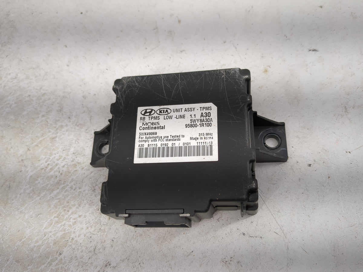 2012-2014 Hyundai Accent Suspension Control Module - Oemusedautoparts1.com