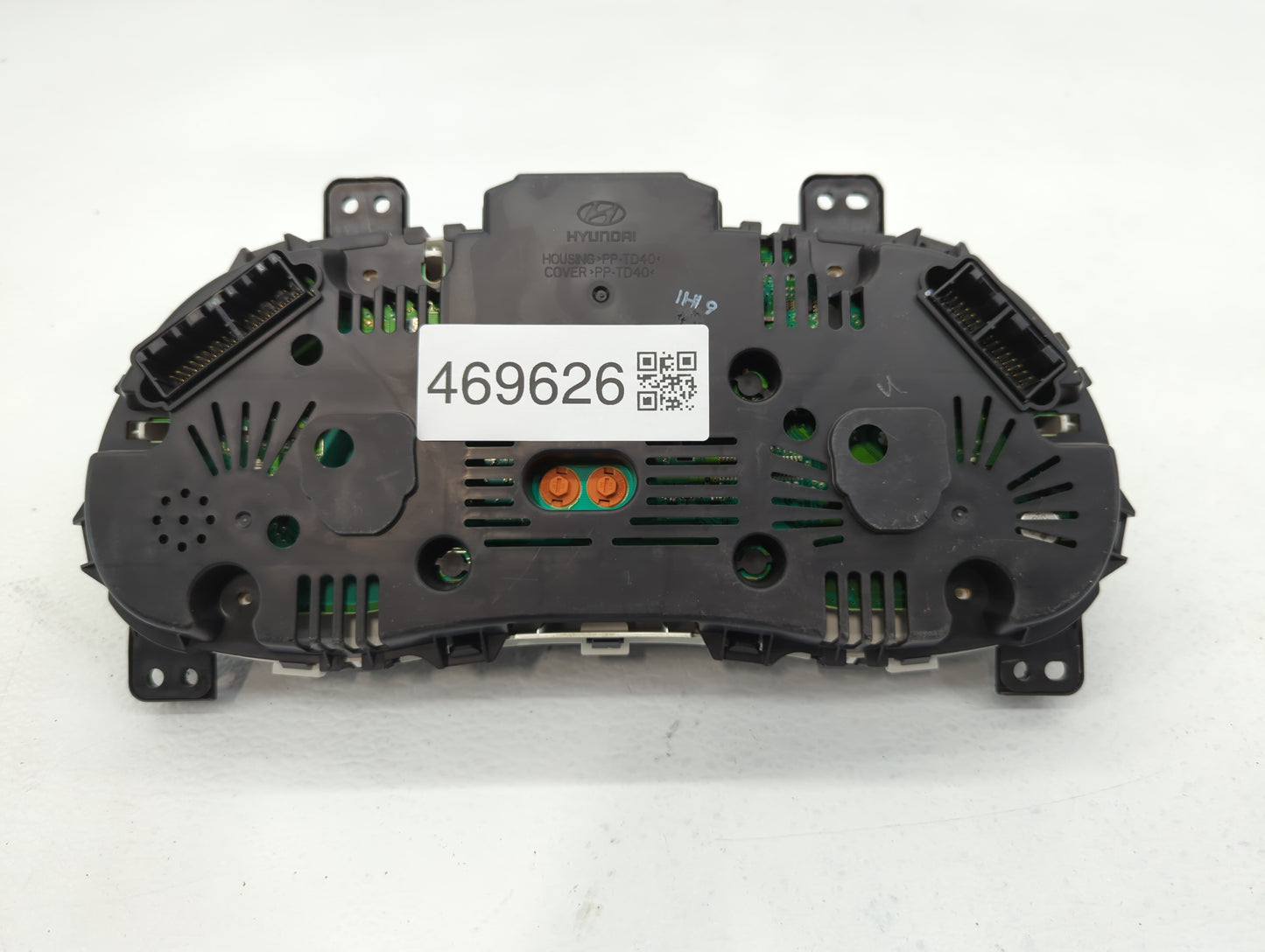 2012-2013 Hyundai Accent Instrument Cluster Speedometer Gauges P/N:94001-1R000 94001-1R020 Fits Fits 2012 2013 OEM Used Auto