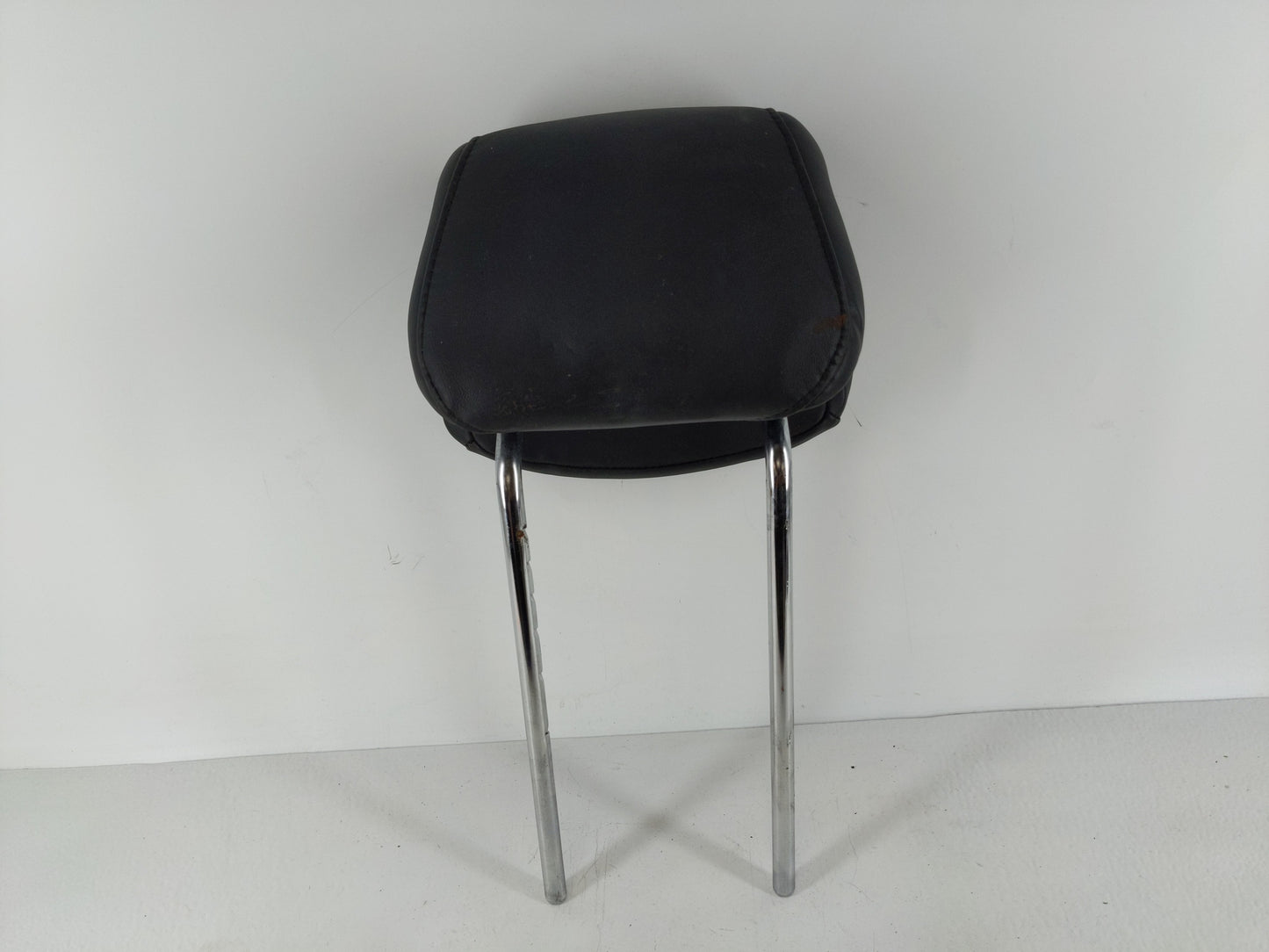2012-2017 Hyundai Azera Headrest Head Rest Front Driver Passenger Seat Fits Fits 2012 2013 2014 2015 2016 2017 OEM Used Auto