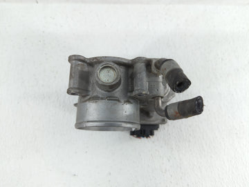 2011-2018 Hyundai Elantra Throttle Body P/N:35100-2E710 35100-2E000 Fits Fits 2011 2012 2013 2014 2015 2016 2017 2018 2019 OEM Used Auto Parts