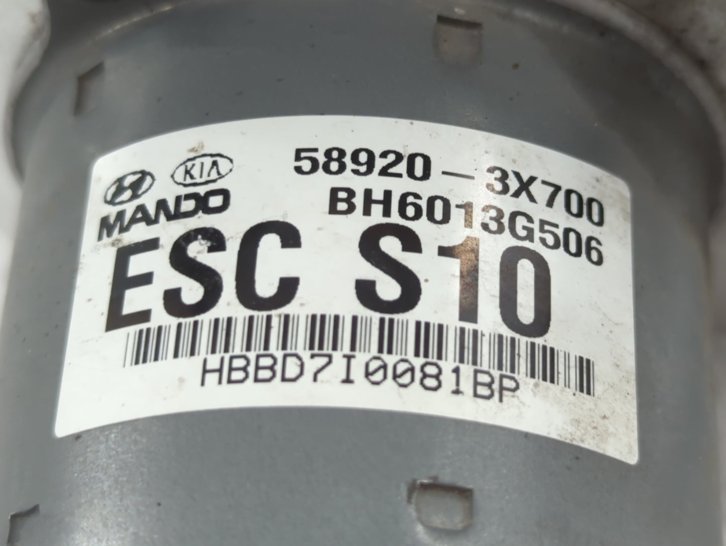 2011-2013 Hyundai Elantra ABS Pump Control Module Replacement P/N:58920-3X650 58920-3X700 Fits Fits 2011 2012 2013 OEM Used