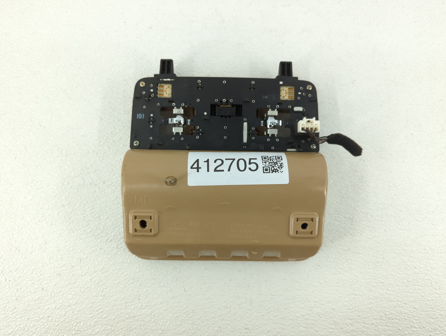 2012 Hyundai Elantra Overhead Roof Console Beige - Oemusedautoparts1.com