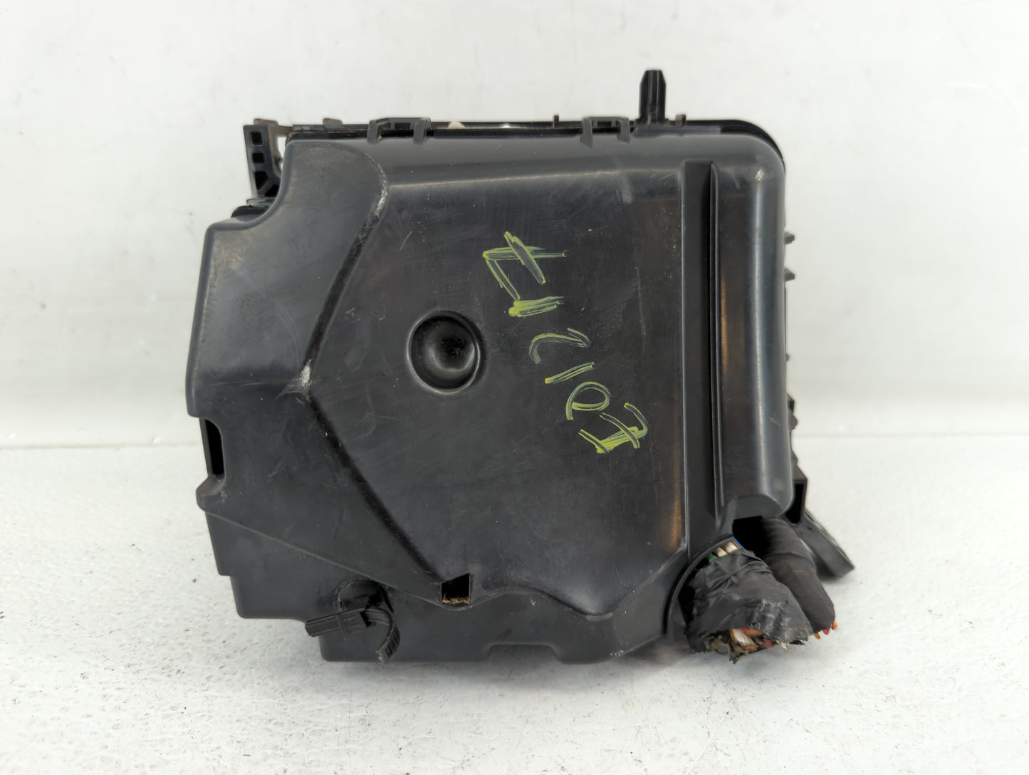 2011-2013 Hyundai Elantra Fusebox Fuse Box Panel Relay Module P/N:91950-3X510 Fits Fits 2011 2012 2013 OEM Used Auto Parts -