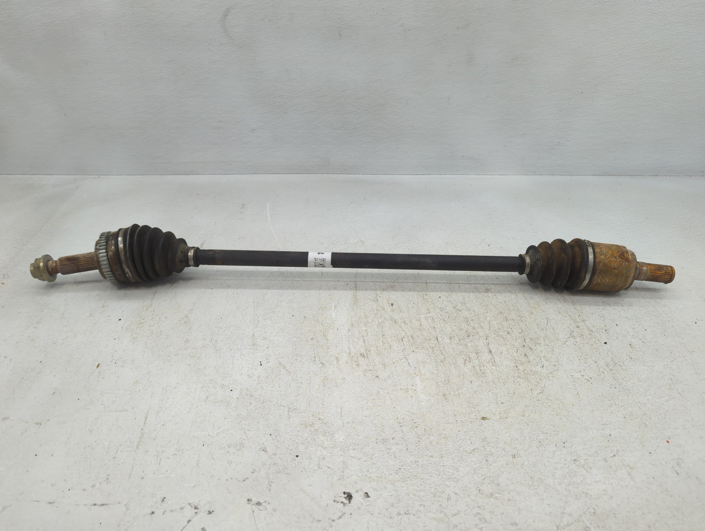2011-2016 Hyundai Elantra Axle Shaft Front Passenger Cv C/v - Oemusedautoparts1.com