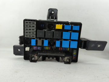 2009-2012 Hyundai Genesis Fusebox Fuse Box Panel Relay Module P/N:91207-2M635 Fits Fits 2009 2010 2011 2012 OEM Used Auto Parts