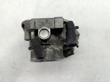 2009-2014 Hyundai Genesis Throttle Body P/N:35100-2C300 Fits Fits 2009 2010 2011 2012 2013 2014 OEM Used Auto Parts