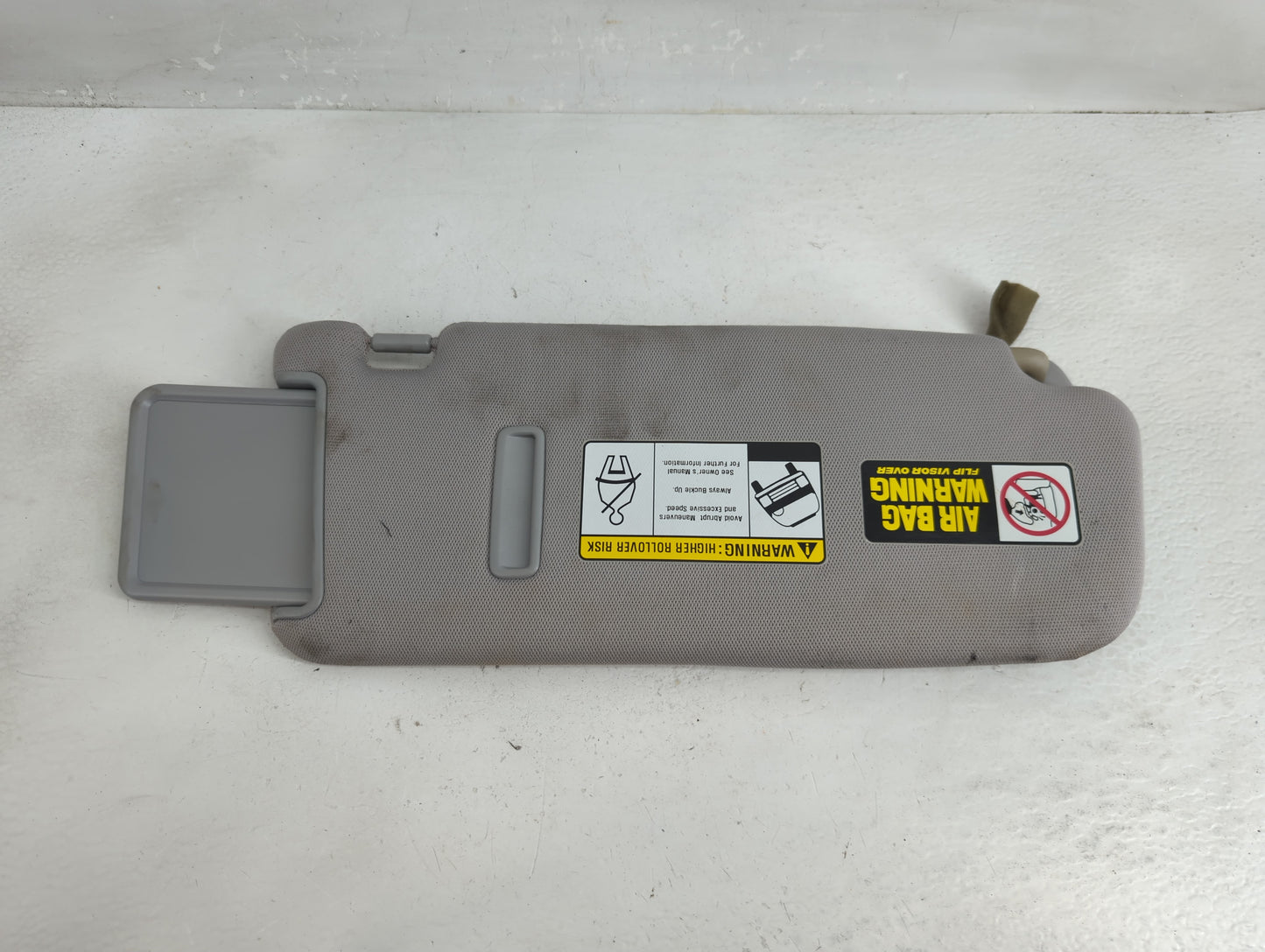 2010-2012 Hyundai Santa Fe Sun Visor Shade Replacement Driver Left Mirror Fits Fits 2010 2011 2012 OEM Used Auto Parts - Oem