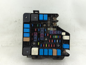 2010-2012 Hyundai Santa Fe Fusebox Fuse Box Panel Relay Module P/N:91115-2B050 91950-2B710 Fits Fits 2010 2011 2012 OEM Used Auto Parts