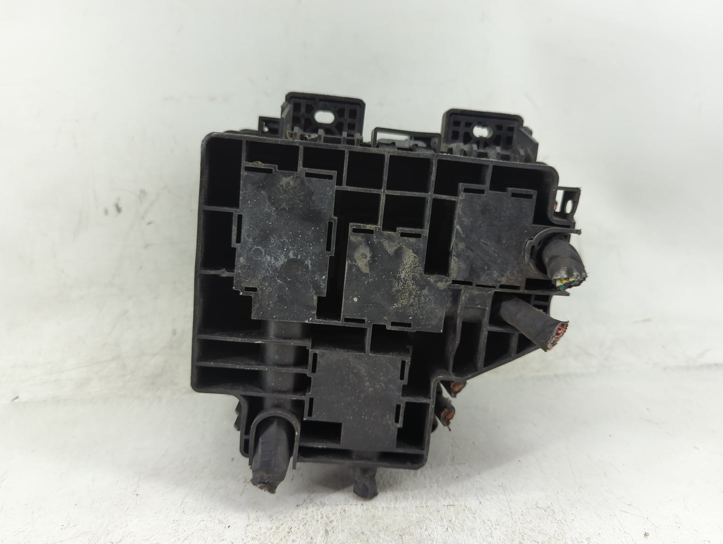 2010-2012 Hyundai Santa Fe Fusebox Fuse Box Panel Relay Module P/N:91115-2B050 91950-2B710 Fits Fits 2010 2011 2012 OEM Used