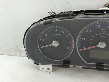 2010-2012 Hyundai Santa Fe Instrument Cluster Speedometer Gauges P/N:94011-0W131 Fits Fits 2010 2011 2012 OEM Used Auto Parts
