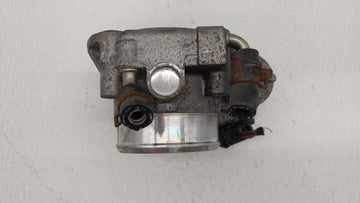 2010-2012 Hyundai Santa Fe Throttle Body P/N:35100-25400 35100-25200 Fits Fits 2006 2007 2008 2009 2010 2011 2012 2013 OEM Used Auto Parts