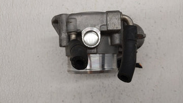 2010-2012 Hyundai Santa Fe Throttle Body P/N:35100-25400 35100-25200 Fits Fits 2006 2007 2008 2009 2010 2011 2012 2013 OEM Used Auto Parts