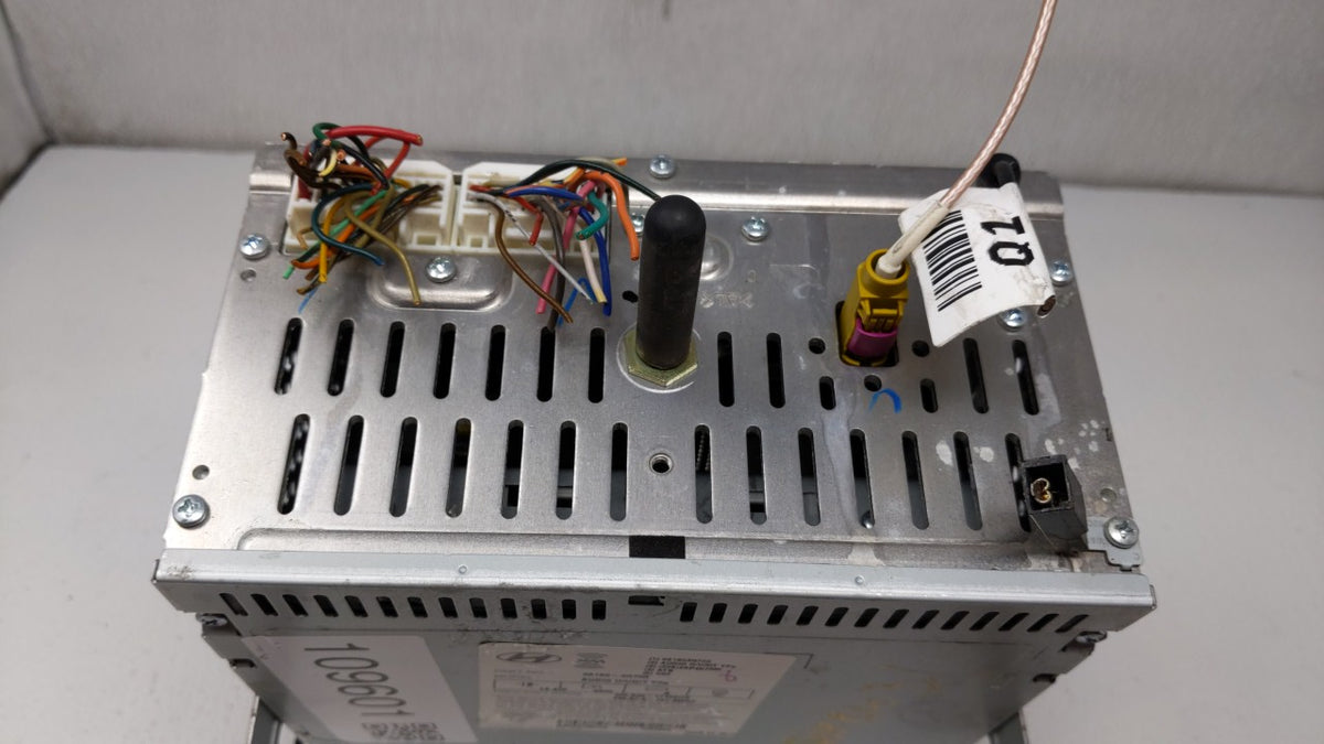 2012-2015 Hyundai Sonata Am Fm Cd Player Radio Receiver 109601 - Oemusedautoparts1.com