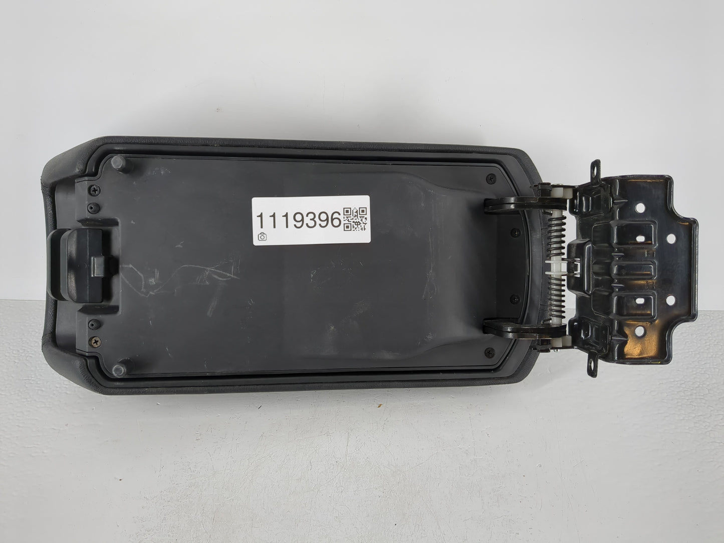 2011-2014 Hyundai Sonata Center Console Armrest Cover Lid Fits Fits 2011 2012 2013 2014 OEM Used Auto Parts - Oemusedautopar