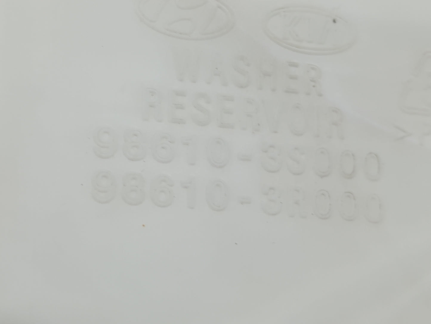 2011-2015 Hyundai Sonata Windshield Washer Fluid Reservoir Bottle Oem - Oemusedautoparts1.com