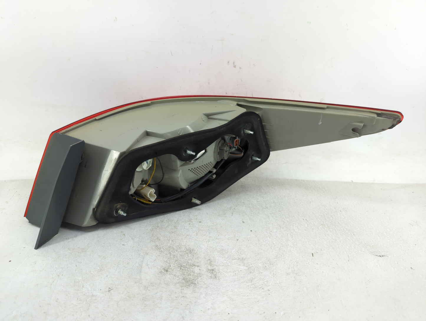 2011-2014 Hyundai Sonata Tail Light Assembly Passenger Right OEM Fits Fits 2011 2012 2013 2014 OEM Used Auto Parts - Oemused