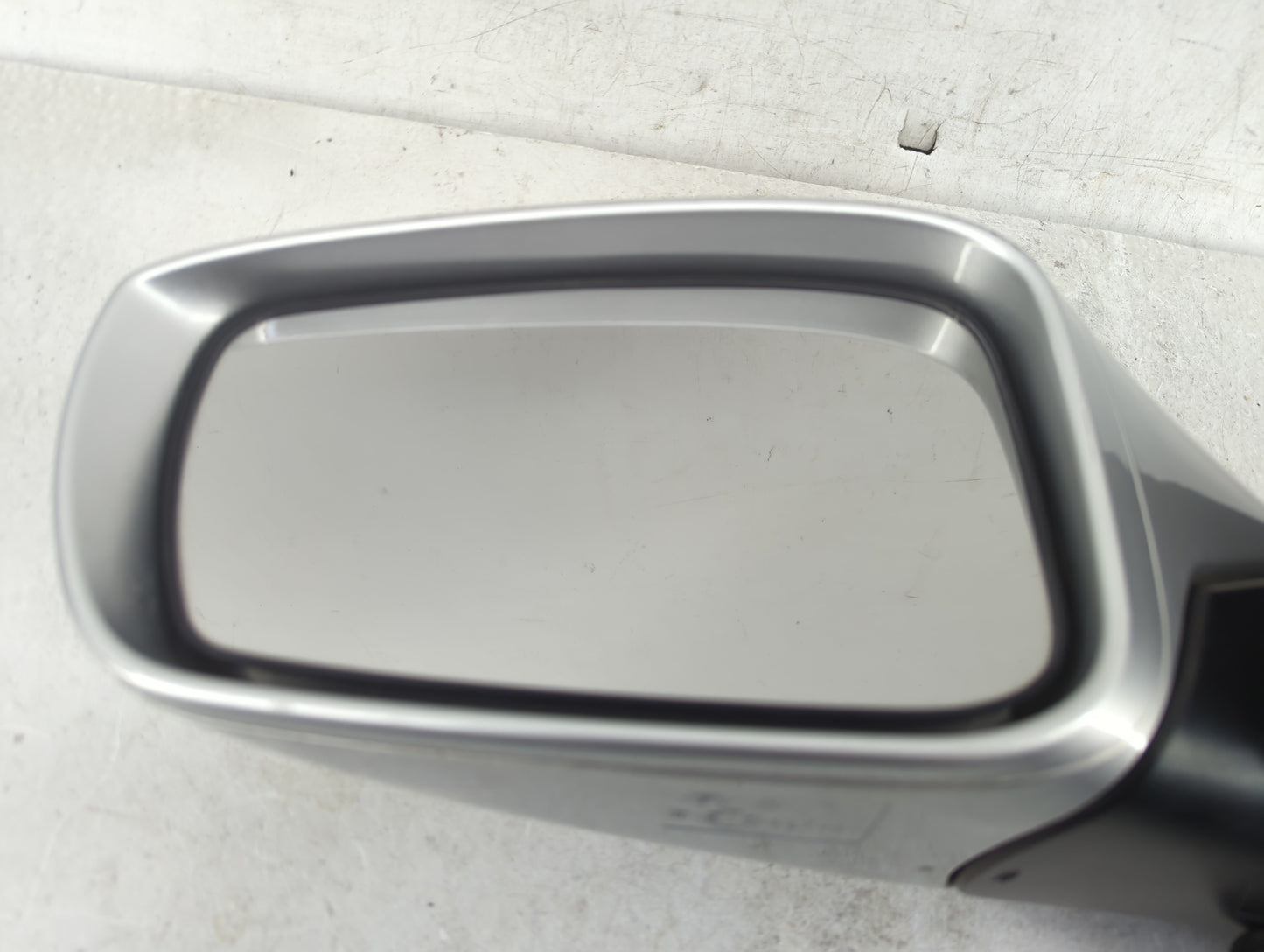 2011-2015 Hyundai Sonata Driver Side View Mirror - Left Door Mirror OEM Used - Oemusedautoparts1.com