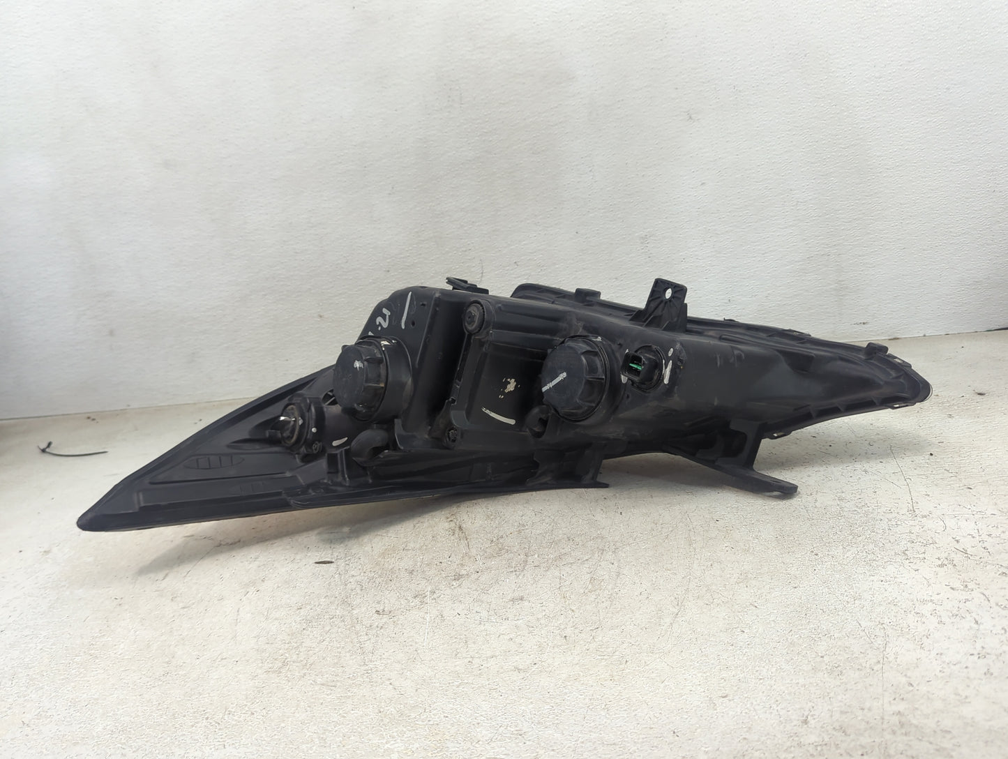 2011-2014 Hyundai Sonata Passenger Right Oem Head Light Headlight Lamp 1467089 - Oemusedautoparts1.com