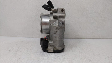 2011-2014 Hyundai Sonata Throttle Body P/N:35100-2G710 Fits Fits 2011 2012 2013 2014 2015 2016 OEM Used Auto Parts