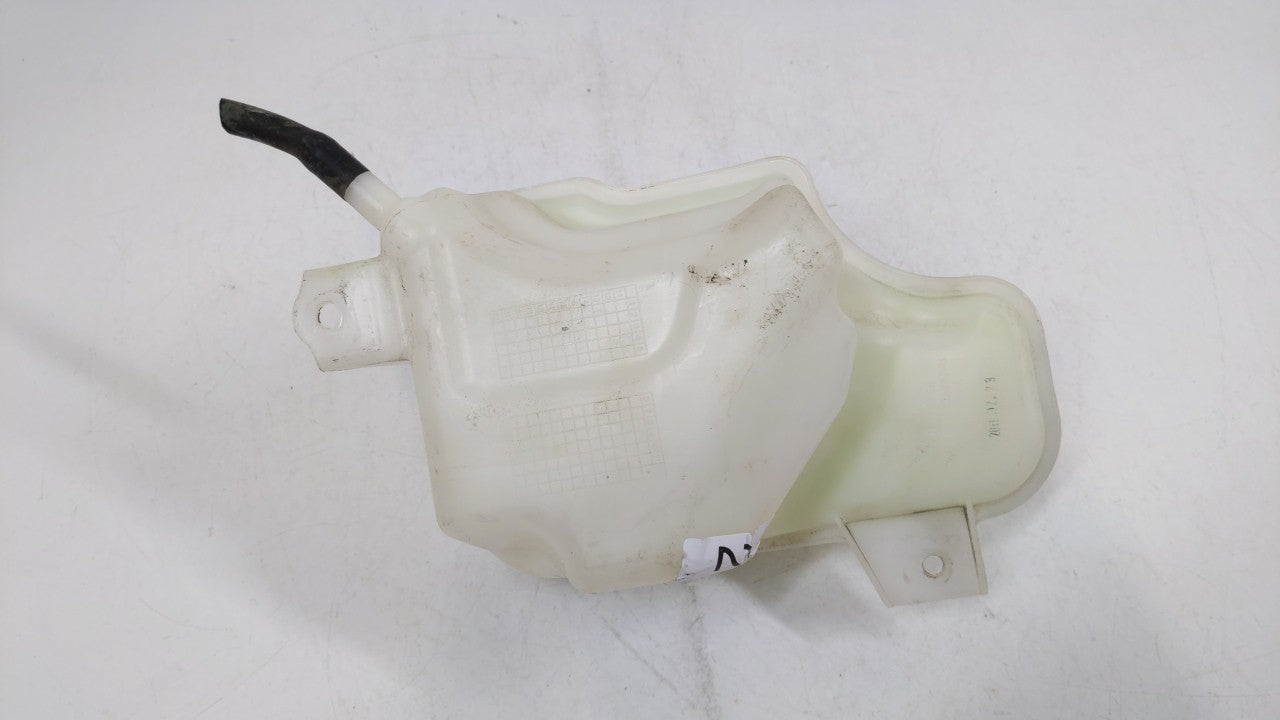 2011-2015 Hyundai Sonata Radiator Coolant Overflow Expansion Tank Bottle 269998 - Oemusedautoparts1.com