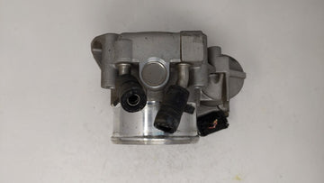 2011-2014 Hyundai Sonata Throttle Body P/N:35100-2G710 Fits Fits 2011 2012 2013 2014 2015 2016 OEM Used Auto Parts