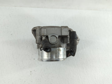 2011-2014 Hyundai Sonata Throttle Body P/N:35100-2G700 Fits Fits 2011 2012 2013 2014 2015 2016 OEM Used Auto Parts