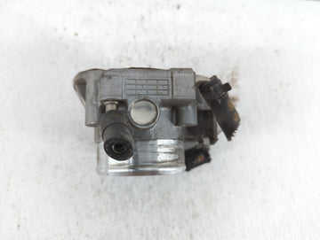 2011-2015 Hyundai Sonata Throttle Body P/N:35100-2G800 9045010020, 0459 1847 AC Fits Fits 2011 2012 2013 2014 2015 2016 OEM Used Auto Parts