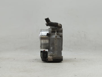 2011-2014 Hyundai Sonata Throttle Body P/N:35100-2G700 Fits Fits 2011 2012 2013 2014 2015 2016 OEM Used Auto Parts