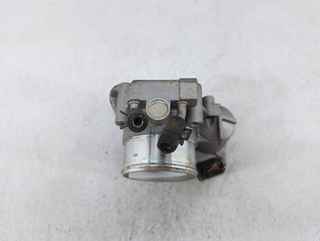 2012 Hyundai Sonata Throttle Body P/N:35100-2G710 GMD8A Fits Fits 2009 2010 2011 OEM Used Auto Parts