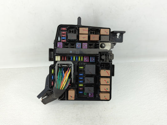 2011-2014 Hyundai Sonata Fusebox Fuse Box Panel Relay Module P/N:91950-3S711 91200-3Q203 Fits Fits 2011 2012 2013 2014 OEM Used Auto Parts