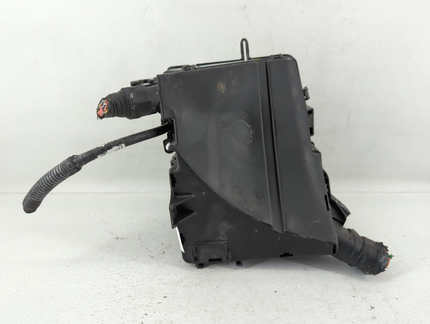 2011-2012 Hyundai Sonata Fusebox Fuse Box Panel Relay Module P/N:91200-4R014 Fits Fits 2011 2012 OEM Used Auto Parts - Oemus