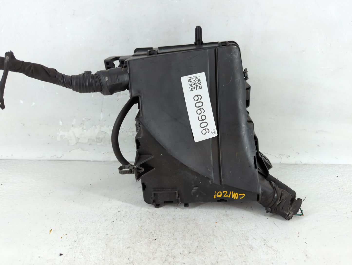 2011-2014 Hyundai Sonata Fusebox Fuse Box Panel Relay Module P/N:91950-3S740 Fits Fits 2011 2012 2013 2014 OEM Used Auto Par
