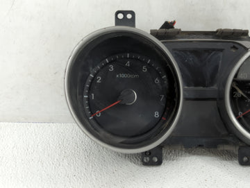2010-2013 Hyundai Tucson Instrument Cluster Speedometer Gauges P/N:94001-2S570 94001-2S575 Fits Fits 2010 2011 2012 2013 OEM Used Auto Parts