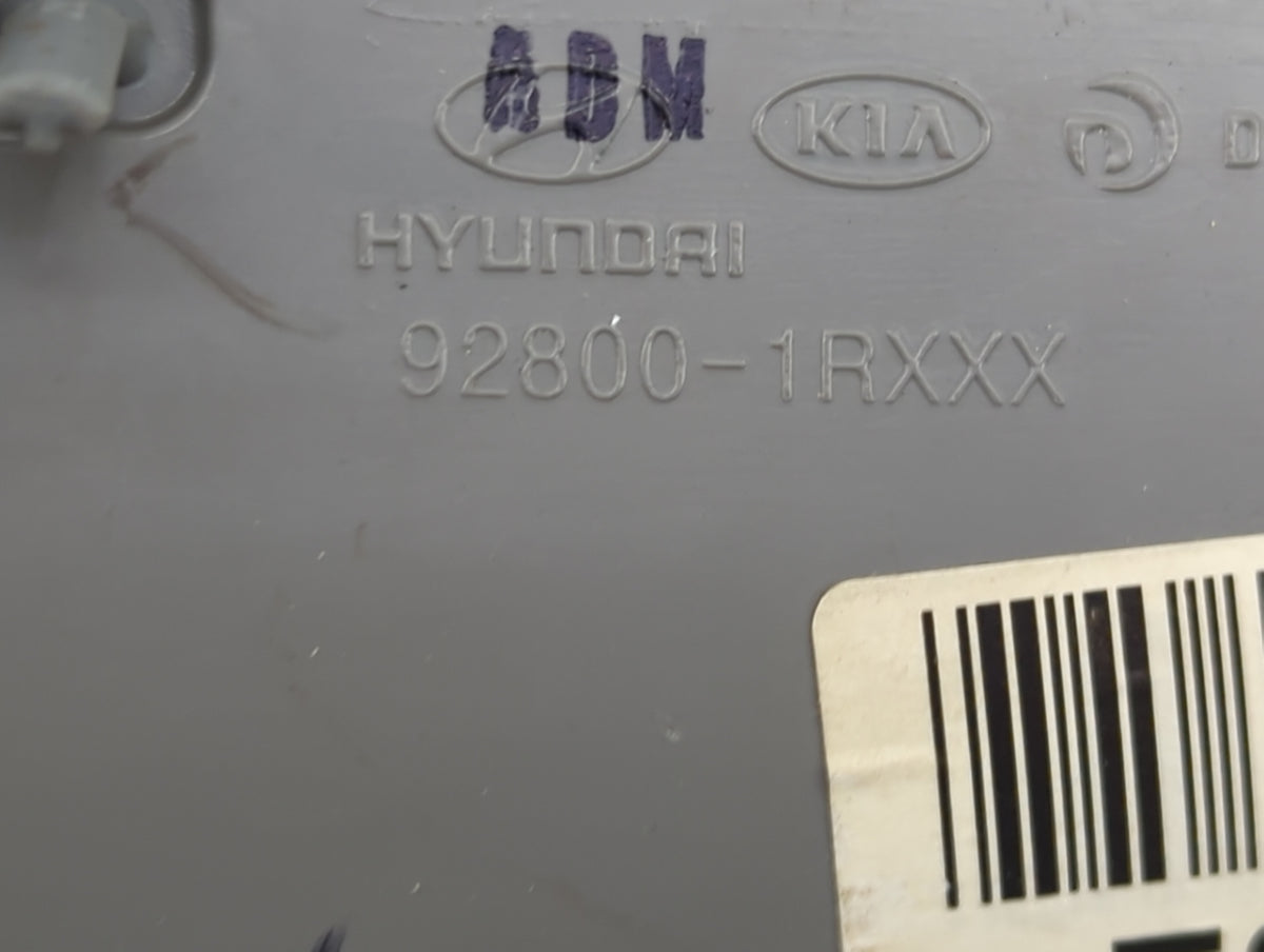 2012-2014 Hyundai Veloster Overhead Roof Console Interior Dome Light 1011815 - Oemusedautoparts1.com