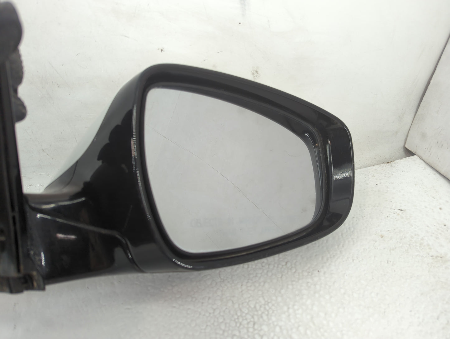 2012-2014 Hyundai Veloster Passenger Side View Mirror - Right Door Mirror OEM Used - Oemusedautoparts1.com