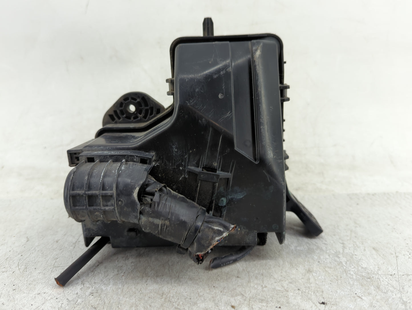 2012-2014 Hyundai Veloster Fusebox Fuse Box Panel Relay Module P/N:91207 2V411 Fits Fits 2012 2013 2014 OEM Used Auto Parts