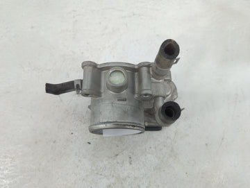 2012-2017 Hyundai Veloster Throttle Body P/N:35100-2B300 Fits Fits 2012 2013 2014 2015 2016 2017 2018 2019 OEM Used Auto Parts